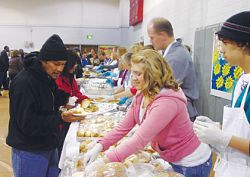 Ogden youth group gives thanks through service
