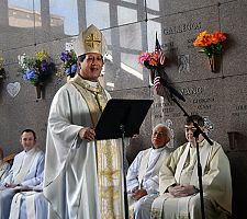 Bishop Solis celebrates Memorial Day Mass