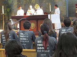 Youth Congress offers worship and fellowship
