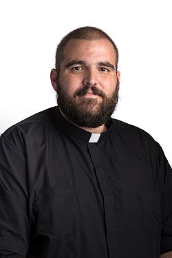 El padre Stephen Tilley es el nuevo administrador de St. John the Baptist